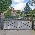 Błonia Sopockie Apartamenty by Renters